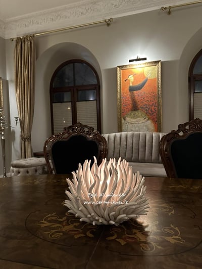 https://static-media.vestuves.lt/static/listing/egle-klimiene/Marijos_Koralas_auksuotas_370169618_357765516727043_6374554136720336038_n.jpg