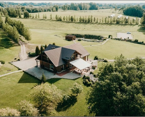 BITĖS VILA